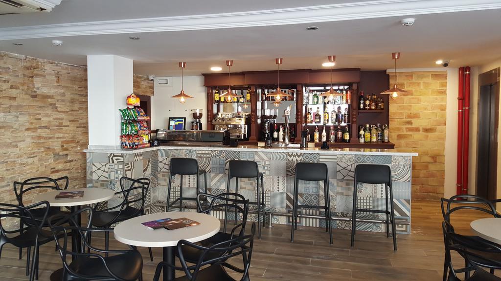 Hotel Queens - Adults Only Benidorm Eksteriør billede